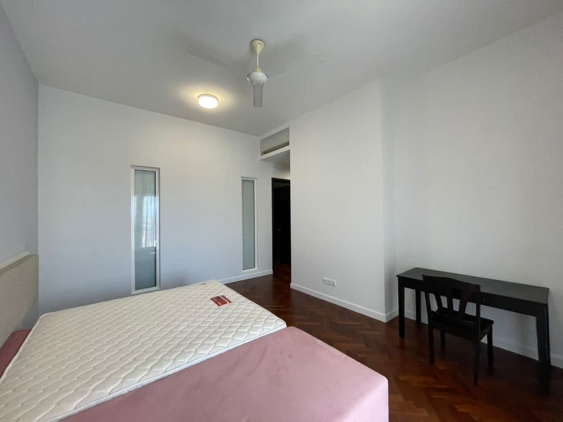 Quayside Seafront Resort Condominiums - photo 2