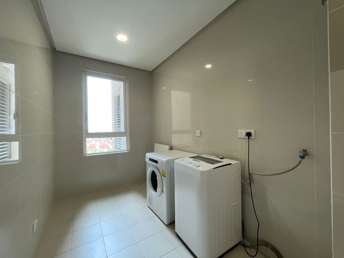 Quayside Seafront Resort Condominiums - photo 9