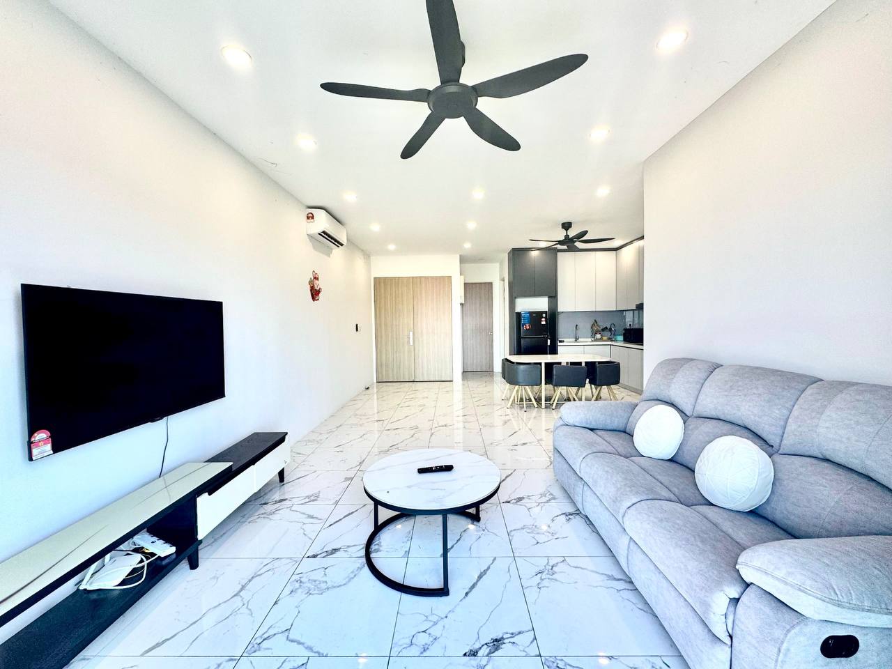 Quaywest Residence ...