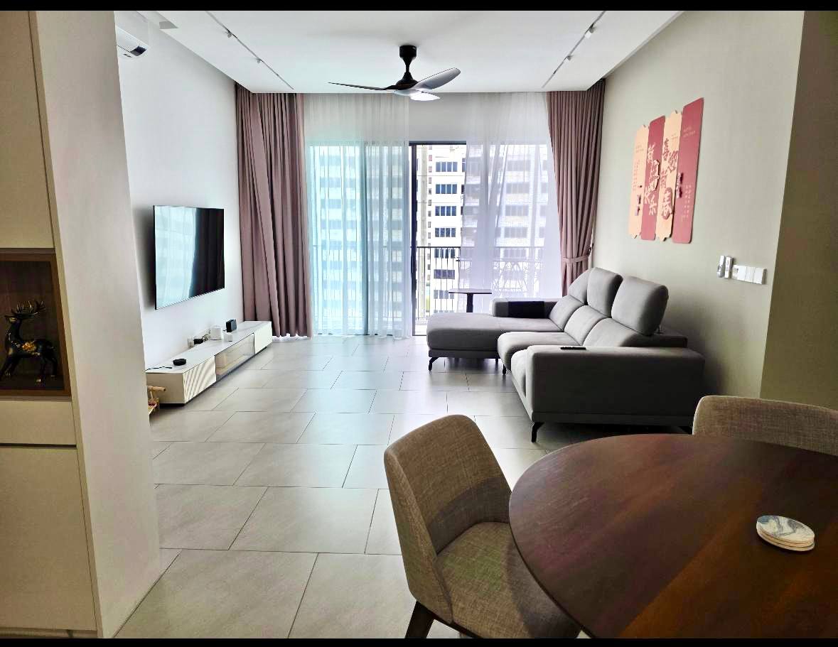 Triuni Residence ...