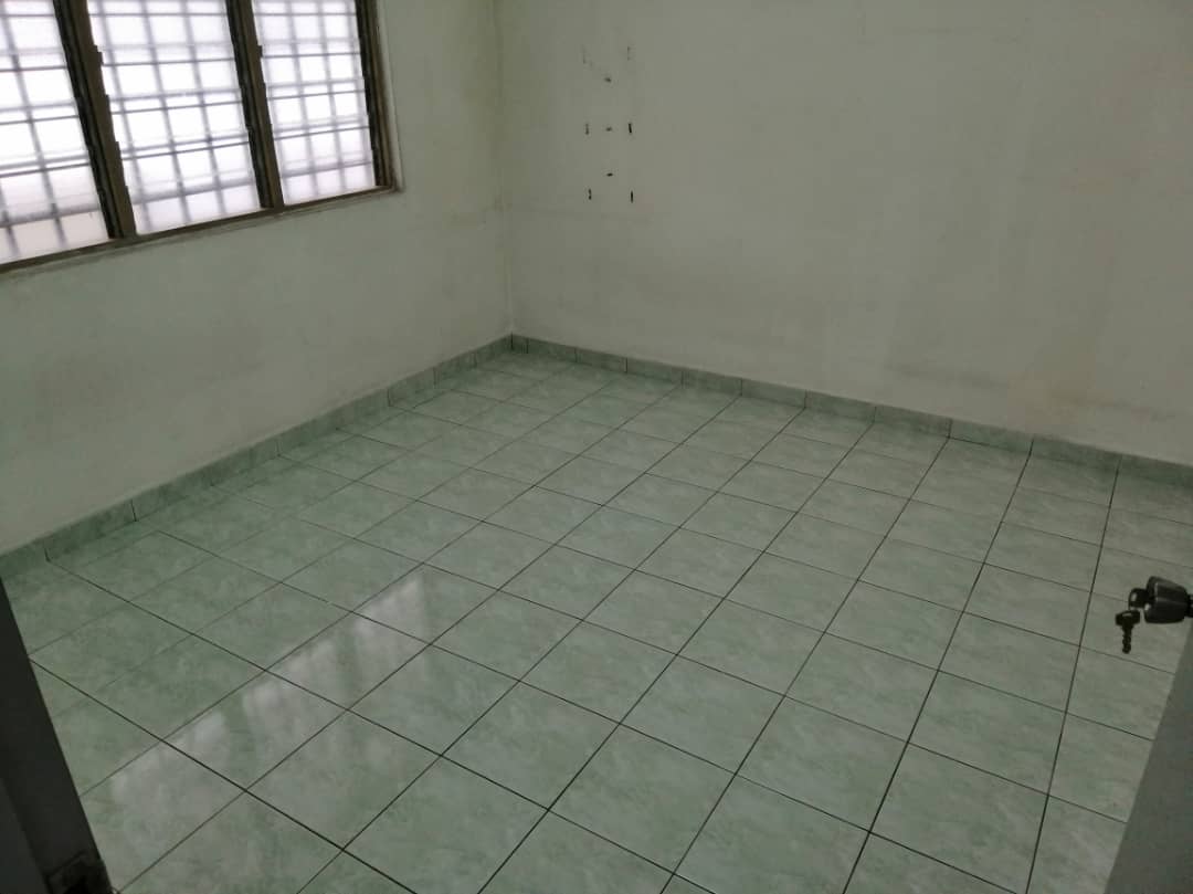 Pangsapuri Teratai , Cheras - photo 4