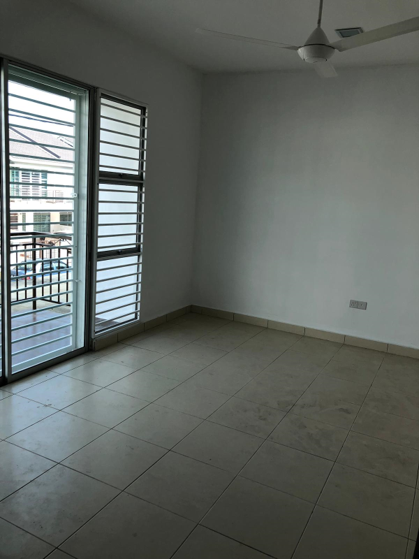 Taman Scientex, Senai - photo 2