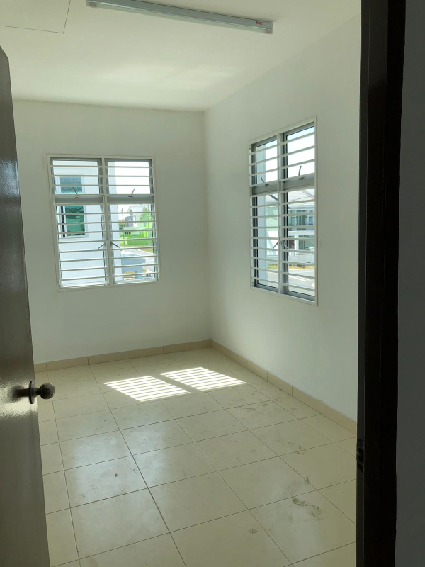 Taman Scientex, Senai - photo 3