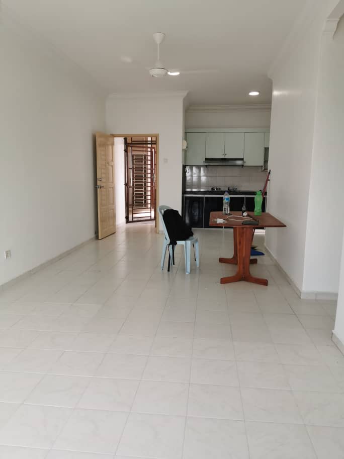 Nusa Perdana Service Apartment, Gelang Patah - photo 3