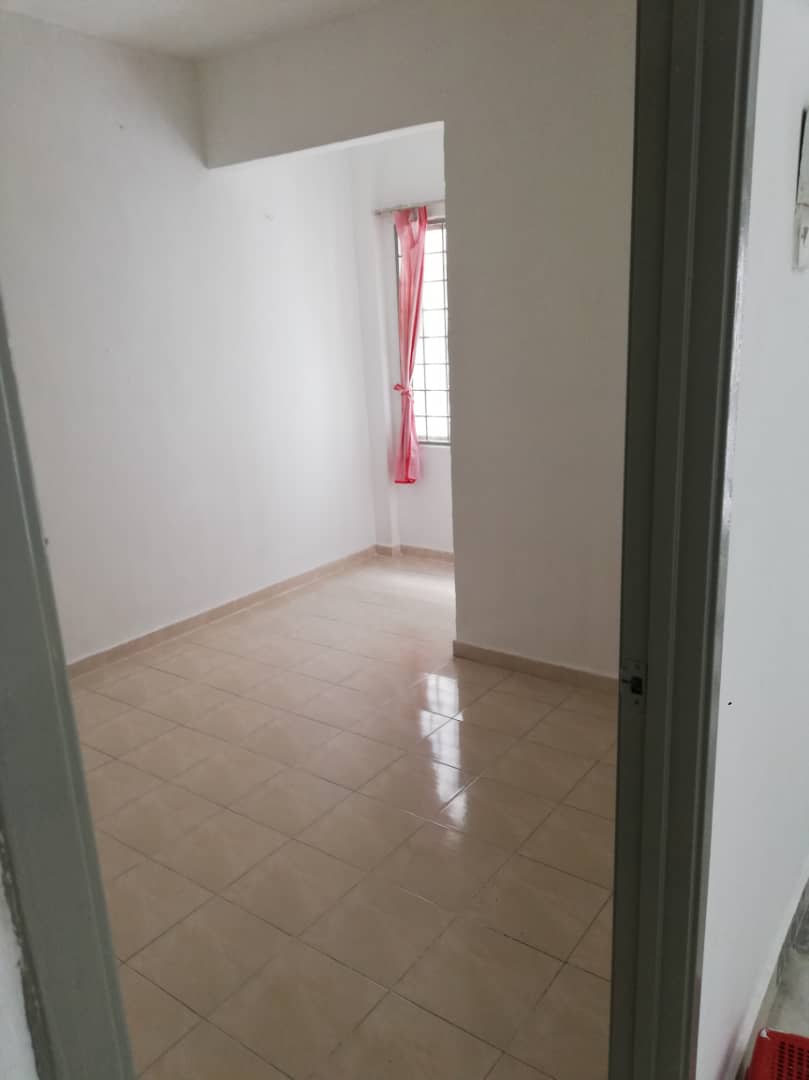 Teratai Mewah Apartment Block 6, Setapak - photo 4