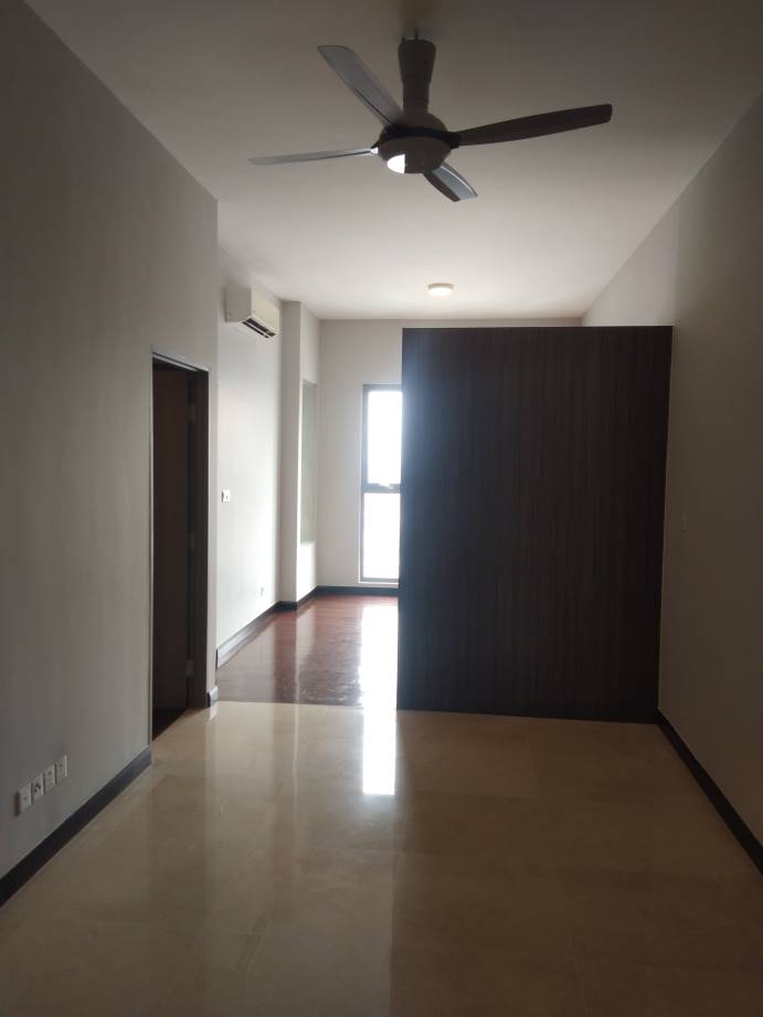 Silverscape Residences - photo 3