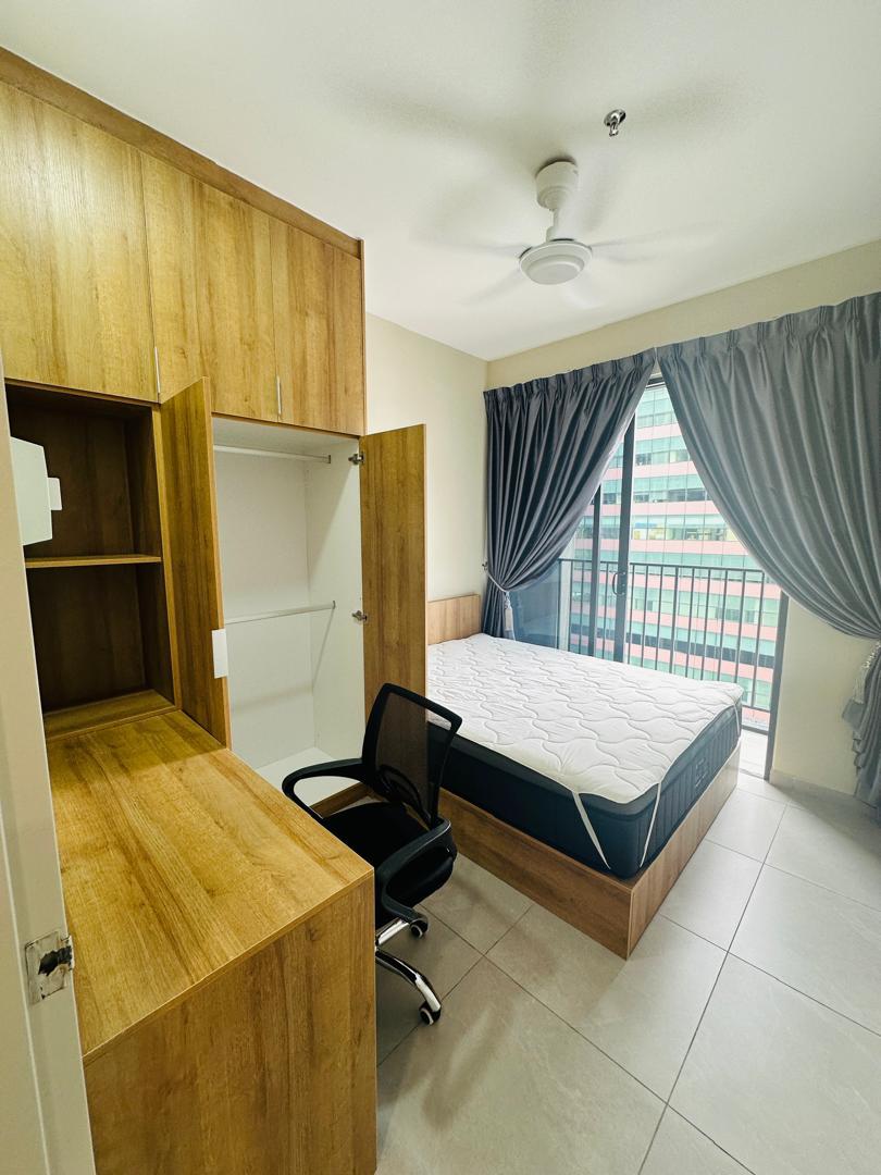 Yolo Signature 3Rooms FF By BL - photo 5