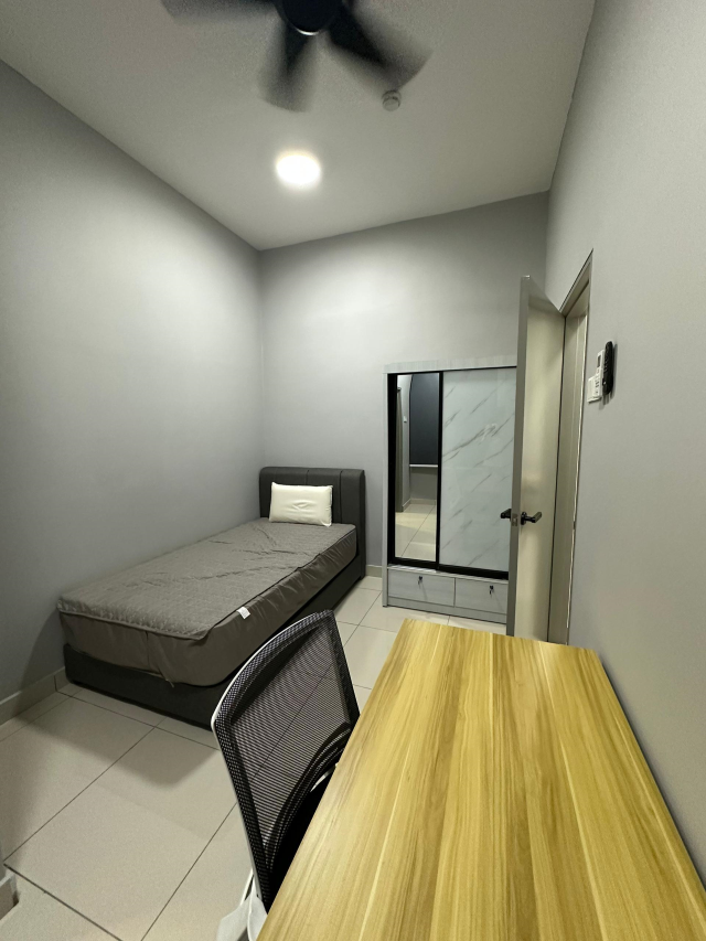 D Seven Brand New Room For Rent By BL - photo 5