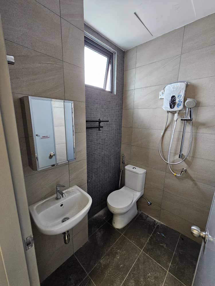 D Seven Brand New Room For Rent By BL - photo 7