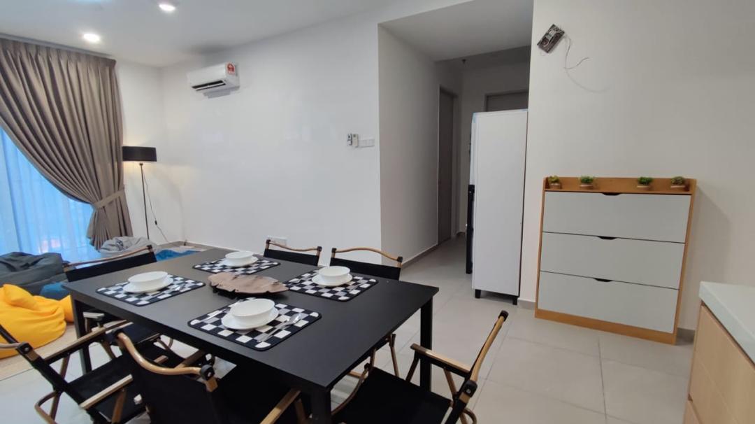 Yolo Signature 3Rooms FF By BL - photo 4