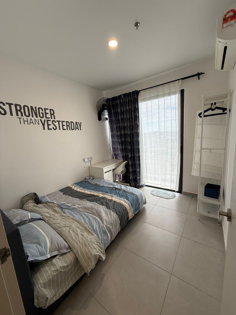 Yolo Signature 3Rooms FF By BL - photo 3