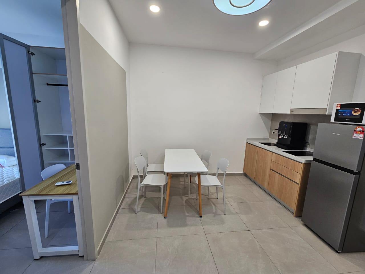 Yolo Signature 3Rooms FF By BL - photo 4