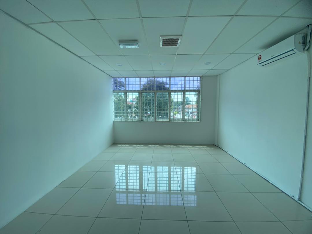 The Hub Coworking Space - photo 7