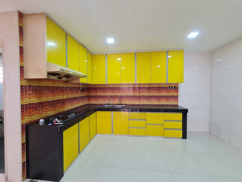 Bandar Damai Perdana 2 and half Storey Semi D - photo 3