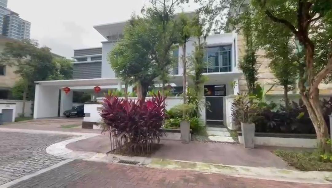 The Residence - photo 2