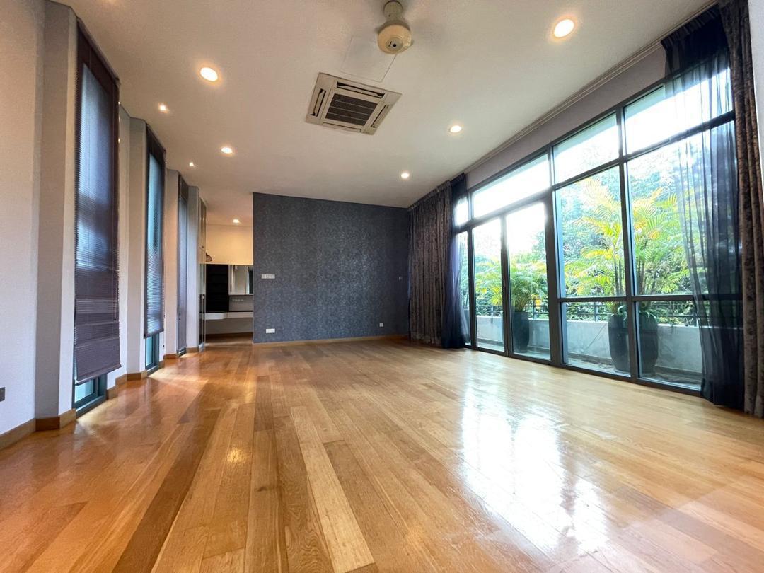 The Residence - photo 12