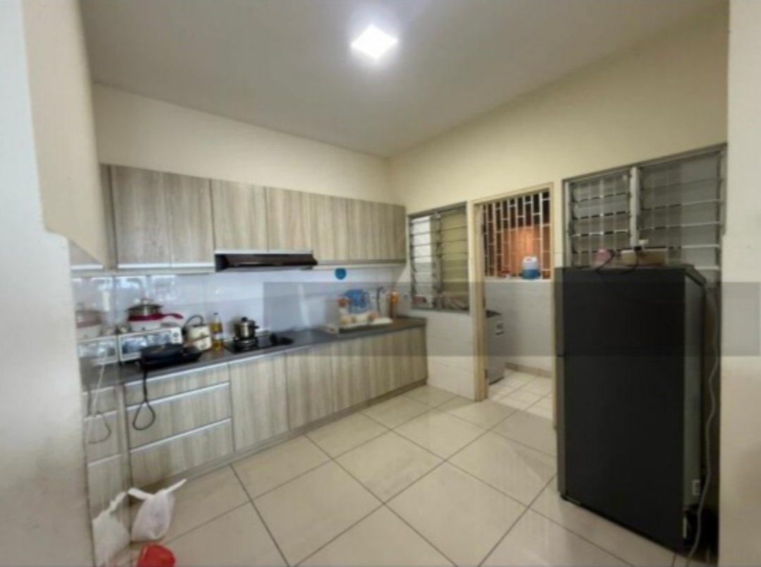 Saville  Cheras - photo 3