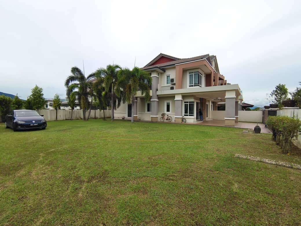 Corner Double Storey Semi-D at Seri Tasik Botani