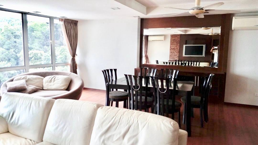 Straits Regency AAA Rented
