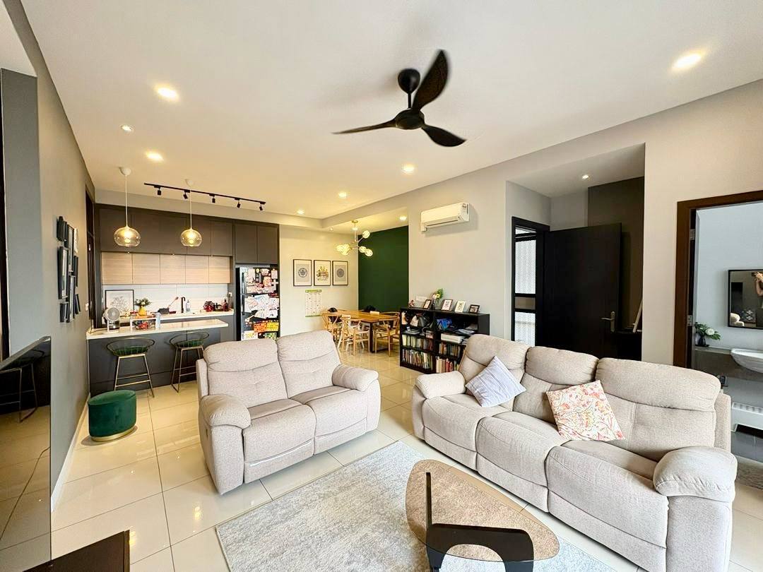 Logan Residency GGG