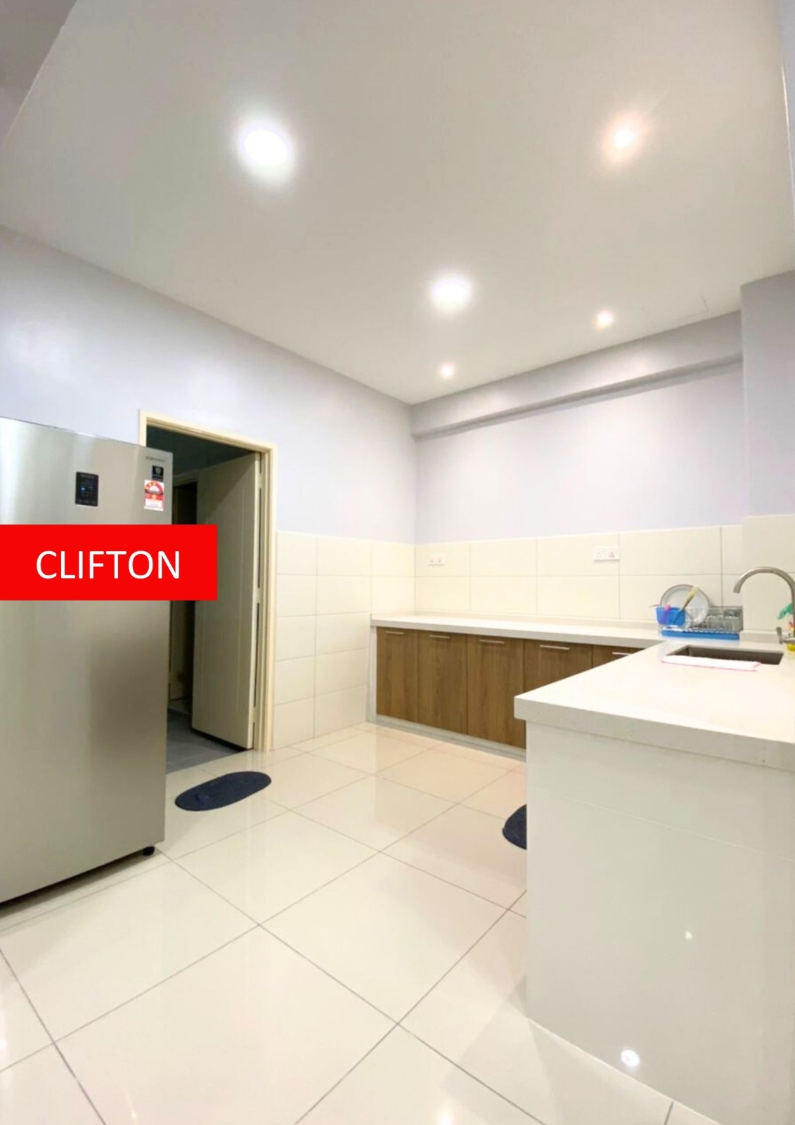 Starhill Luxury 1500sqft Full Furnished 2 Carpark - photo 4