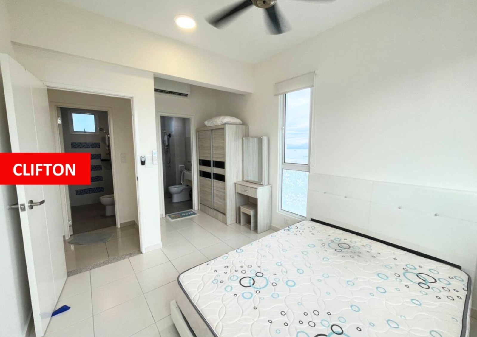 I-Santorini 850sqft Full Furnished 2 Carpark - photo 3