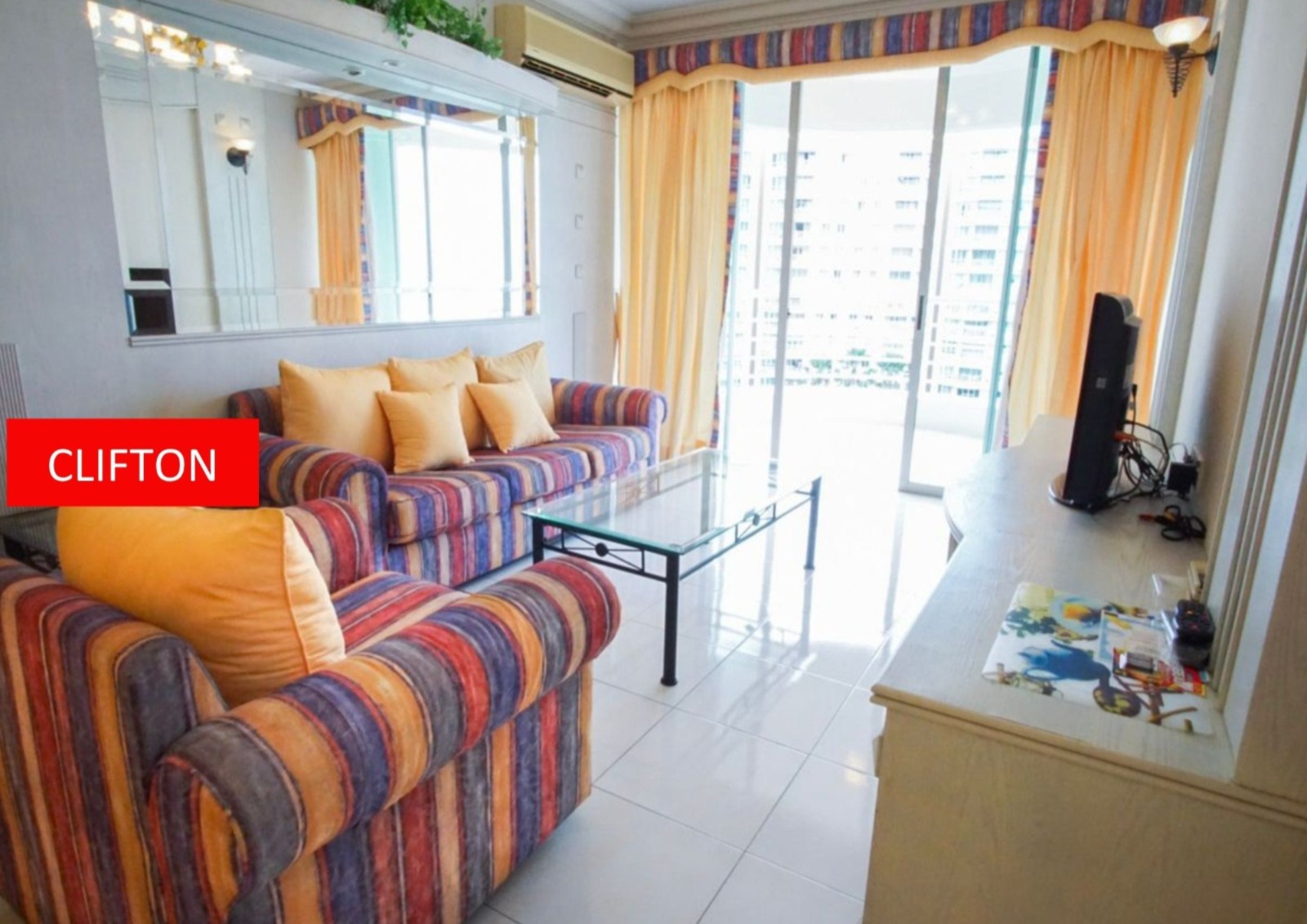 Gold Coast 1200sqft Full Furnished 1 Carpark - photo 5