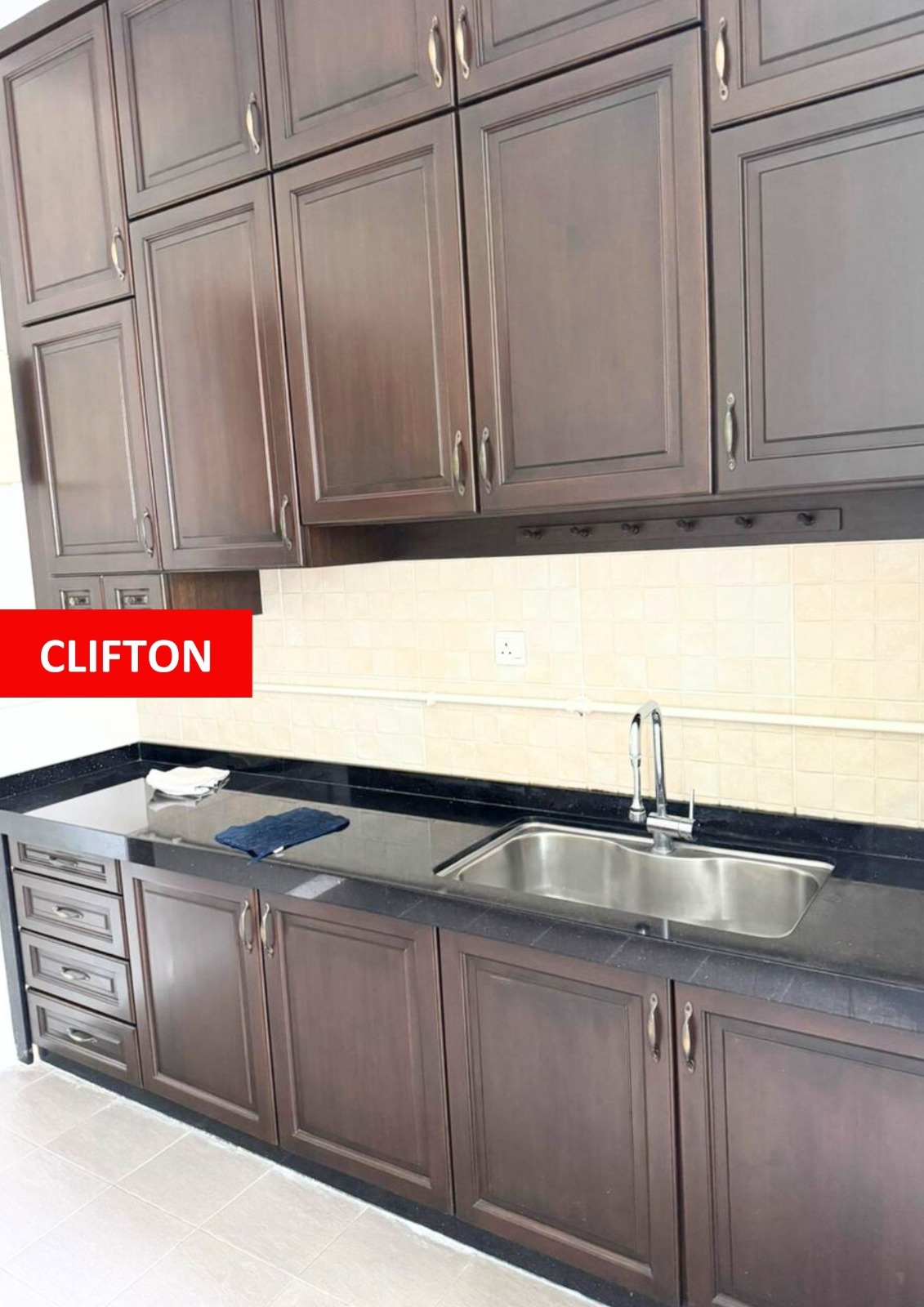 Surin 1307sqft Renovated 2 Carpark - photo 2