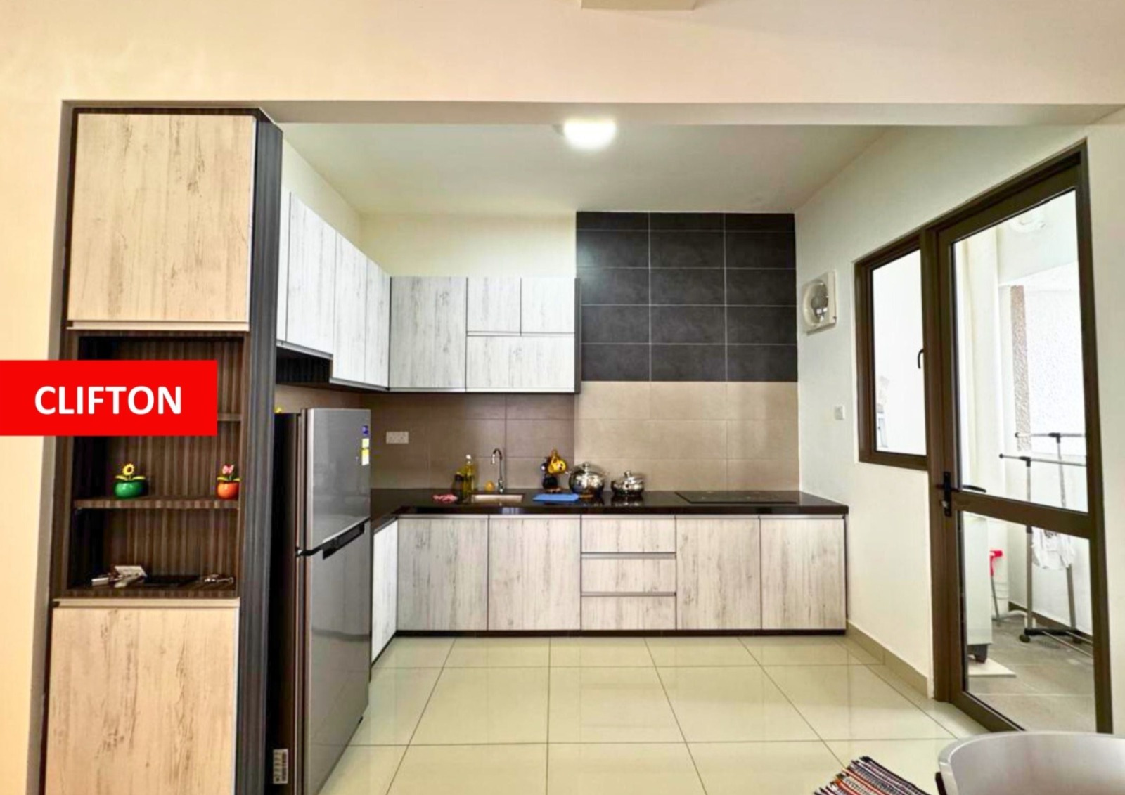 Skycube 1275sqft Renovated 2 Carpark - photo 6