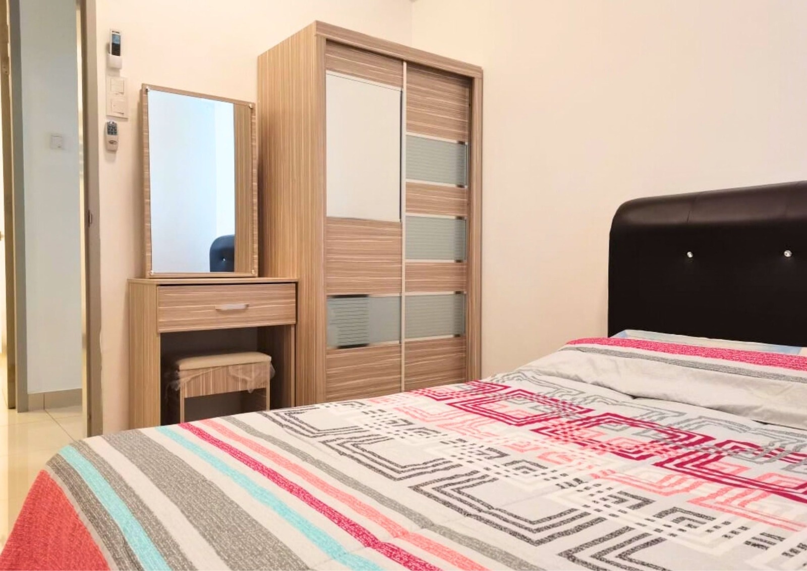 Tropicana Bay 872sqft Full Furnished 1 Carpark - photo 4
