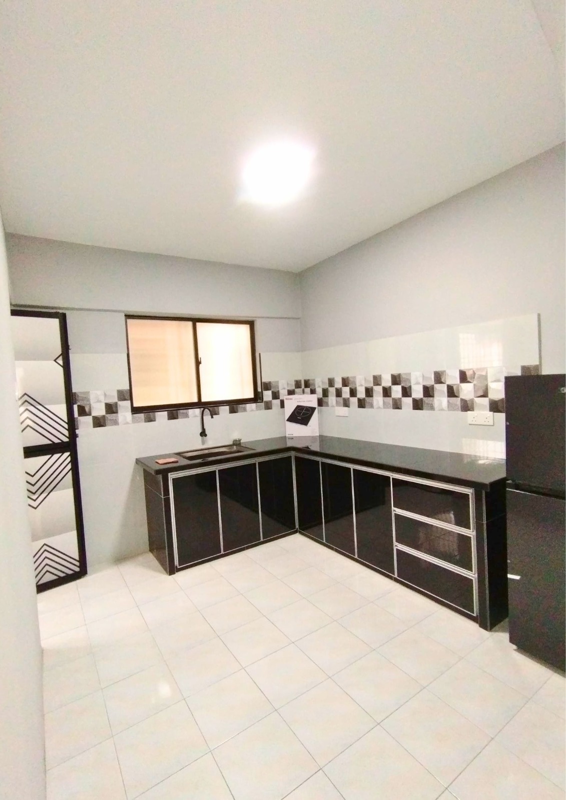 Taman Pekaka 850sqft Full Furnished 1 Carpark - photo 4