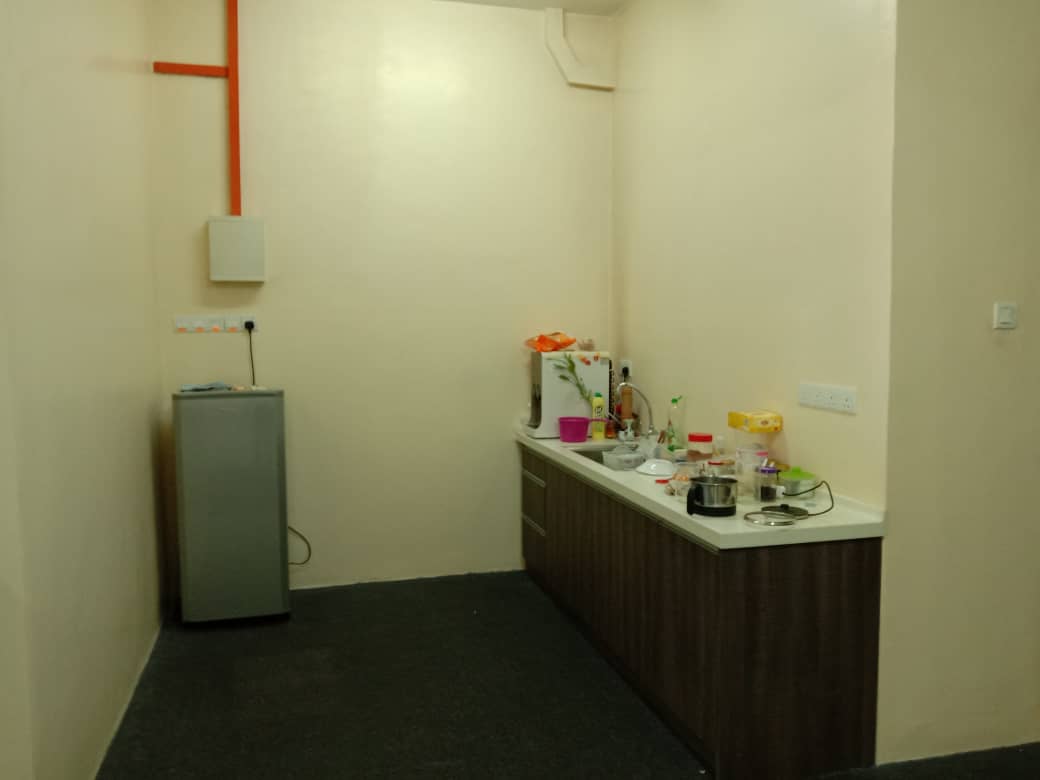 Connaught Avenue - Mdm Foo - photo 4