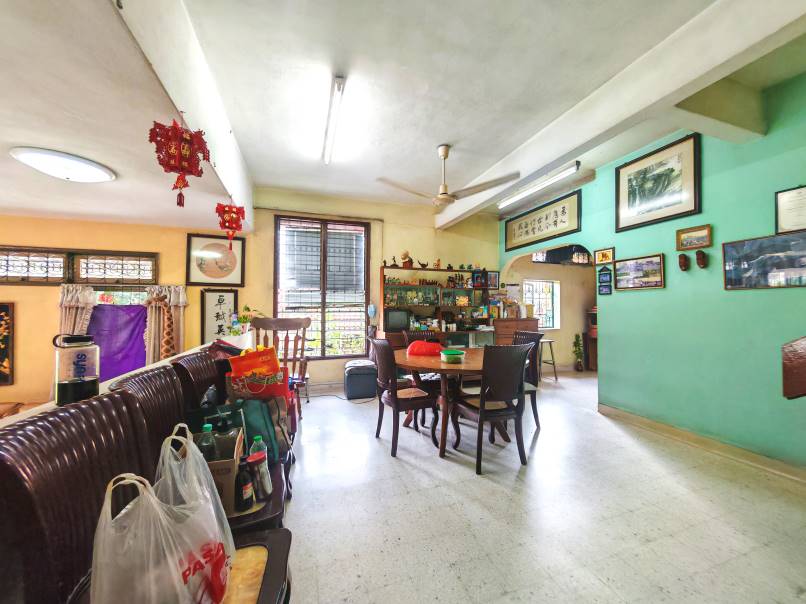 Corner Lot Double Storey Taman Desa - photo 3