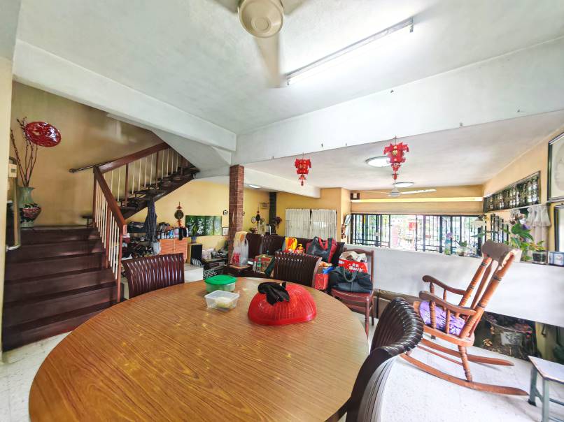 Corner Lot Double Storey Taman Desa - photo 5