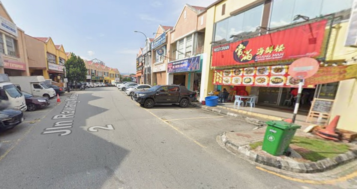 Taman Rawang Mutiara Shop - photo 3