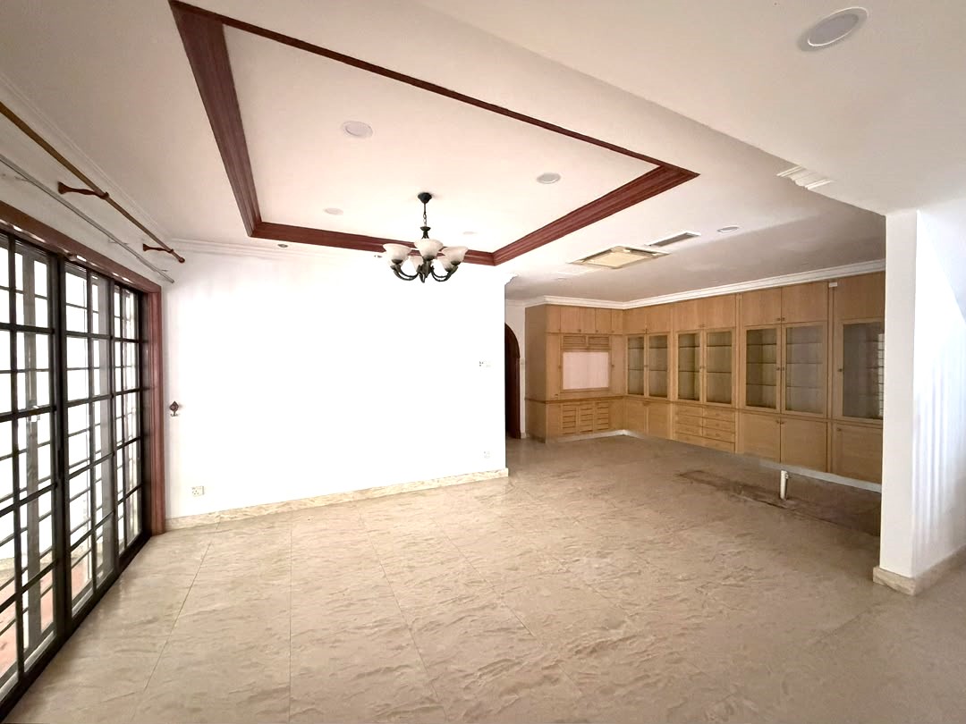 Taman Bukit Indah 3 Storey - photo 3