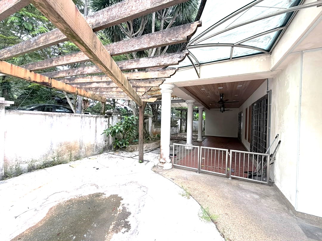 Taman Bukit Indah 3 Storey - photo 4