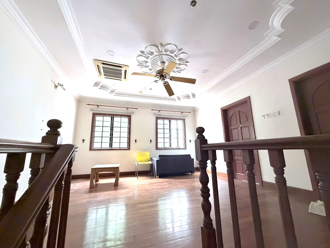 Taman Bukit Indah 3 Storey - photo 6