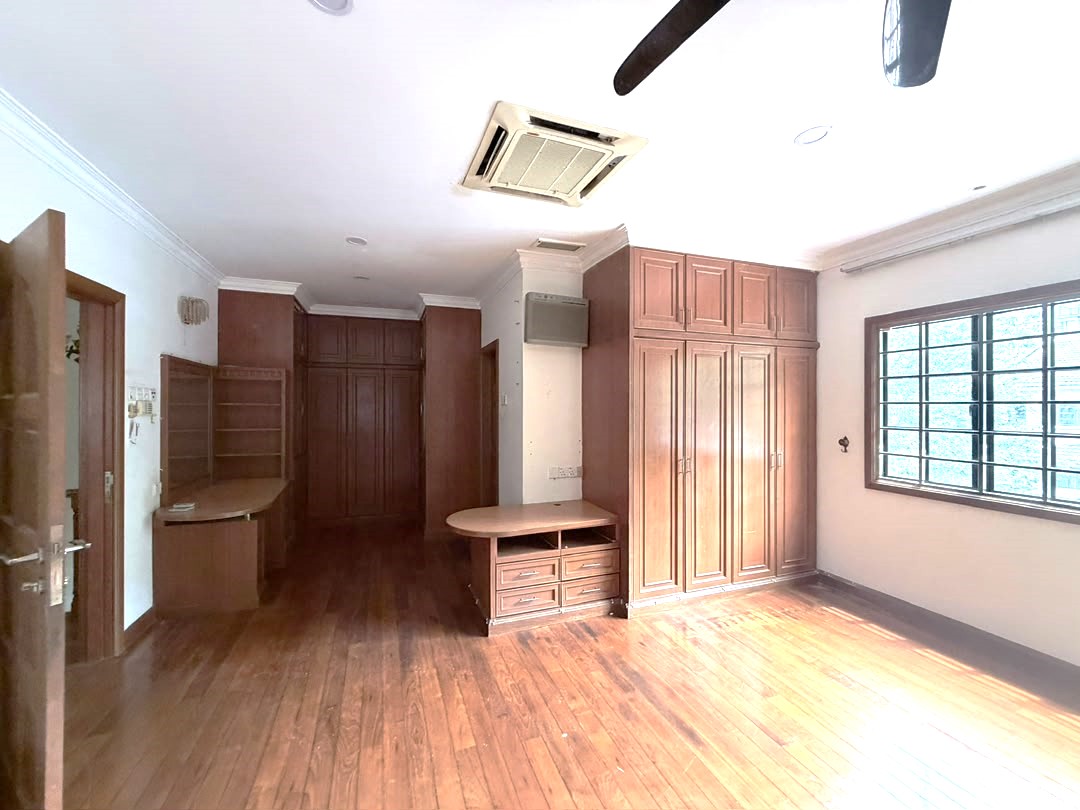 Taman Bukit Indah 3 Storey - photo 8