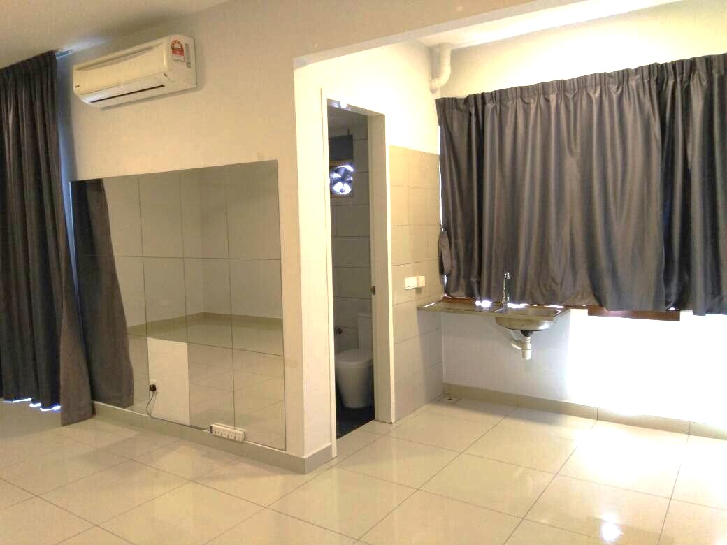Univ 360 Place