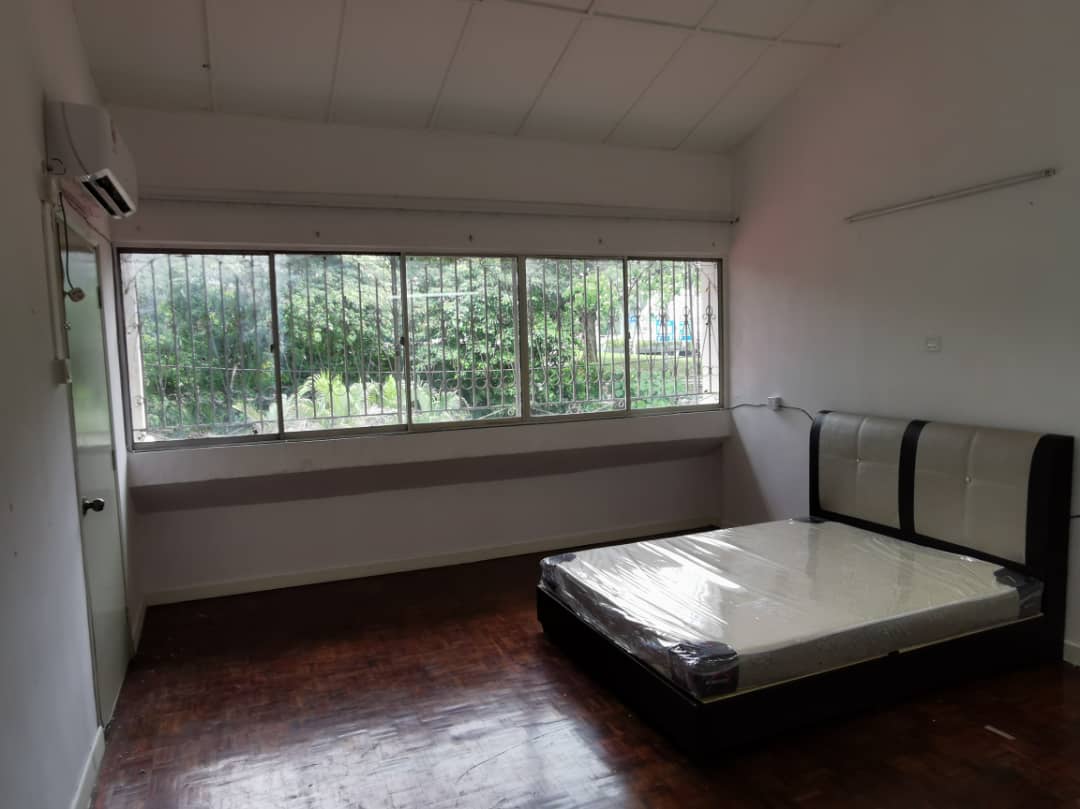 Double Storey House Taman Connaught Ucsi Ikon