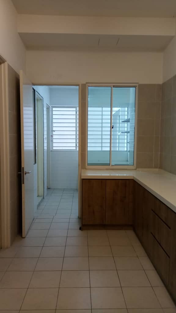 8 petaling condo - photo 2
