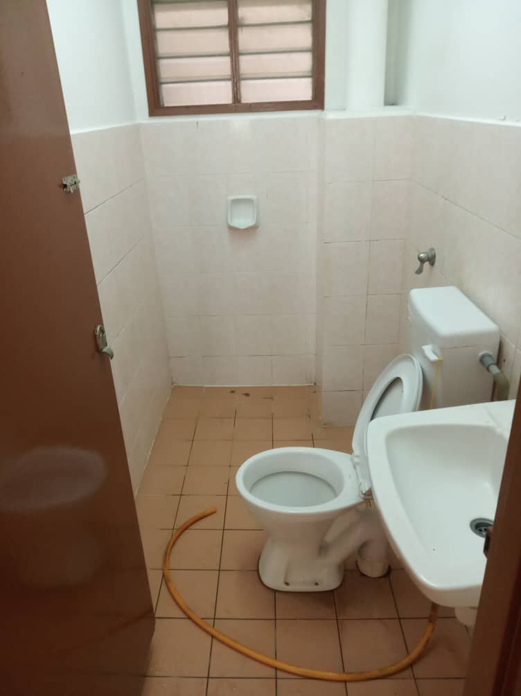 Kinrara putri apartment taman kinrara seksyen 4 bd - photo 7