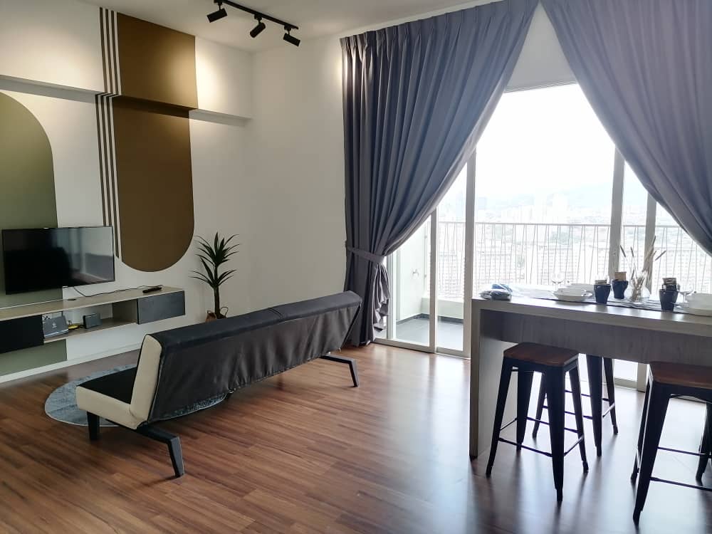 Una Serviced Apartment