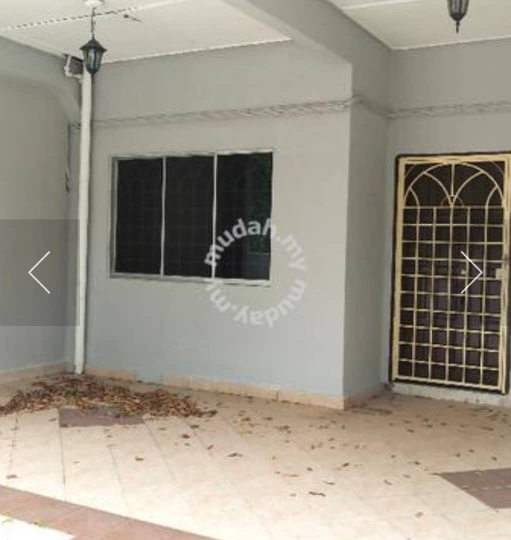 Single storey house