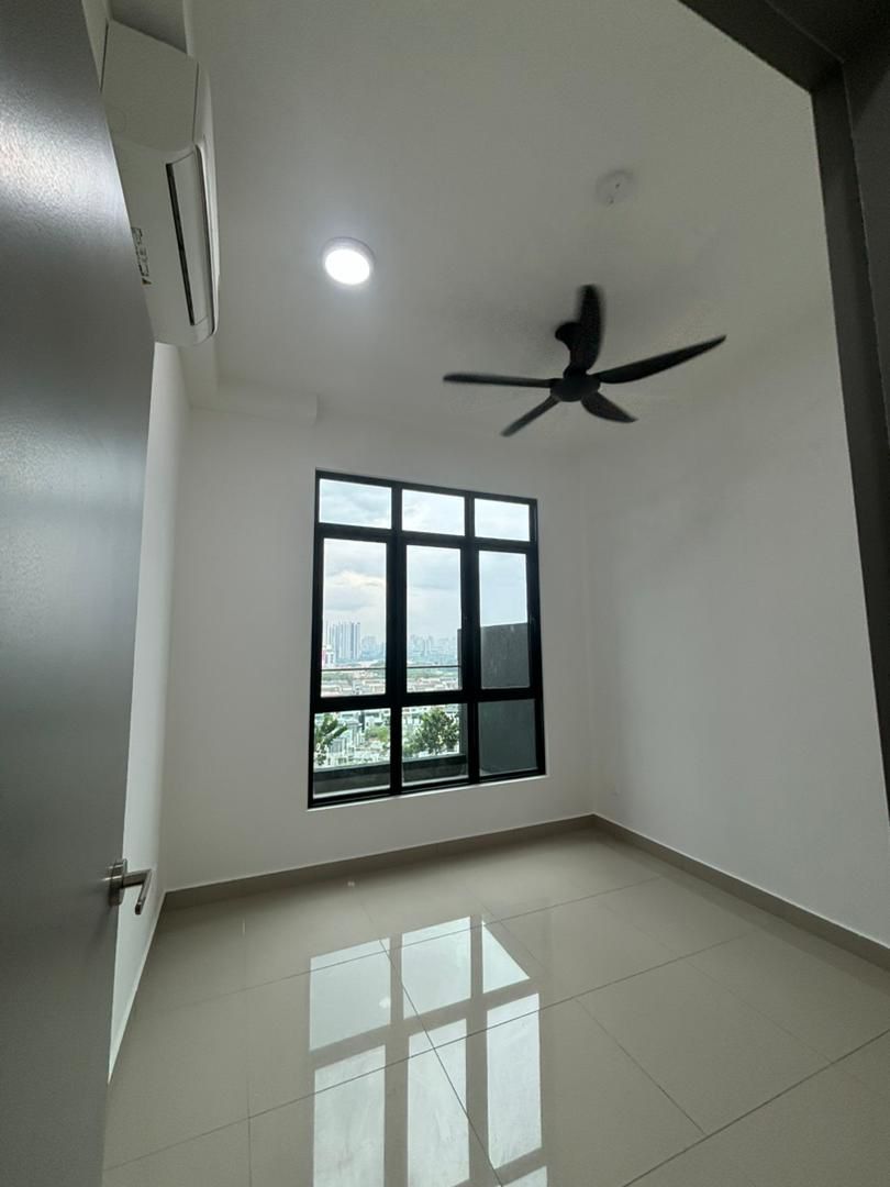 99 Residence PF 3R2B2CP Rent By Crystal Ho - photo 4