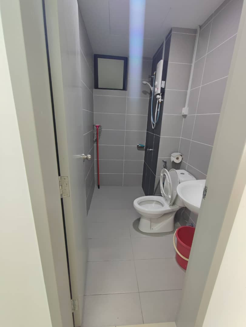 Mizumi Resindence PF 3R2B2CP Rent By Crystal Ho - photo 9