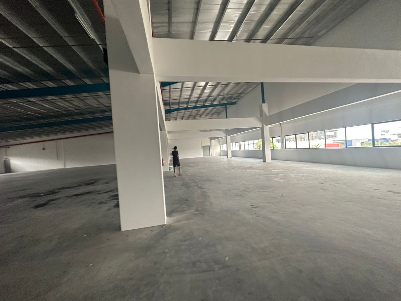 Batu kawan, la 59096 sf, 3 loading bays - photo 3