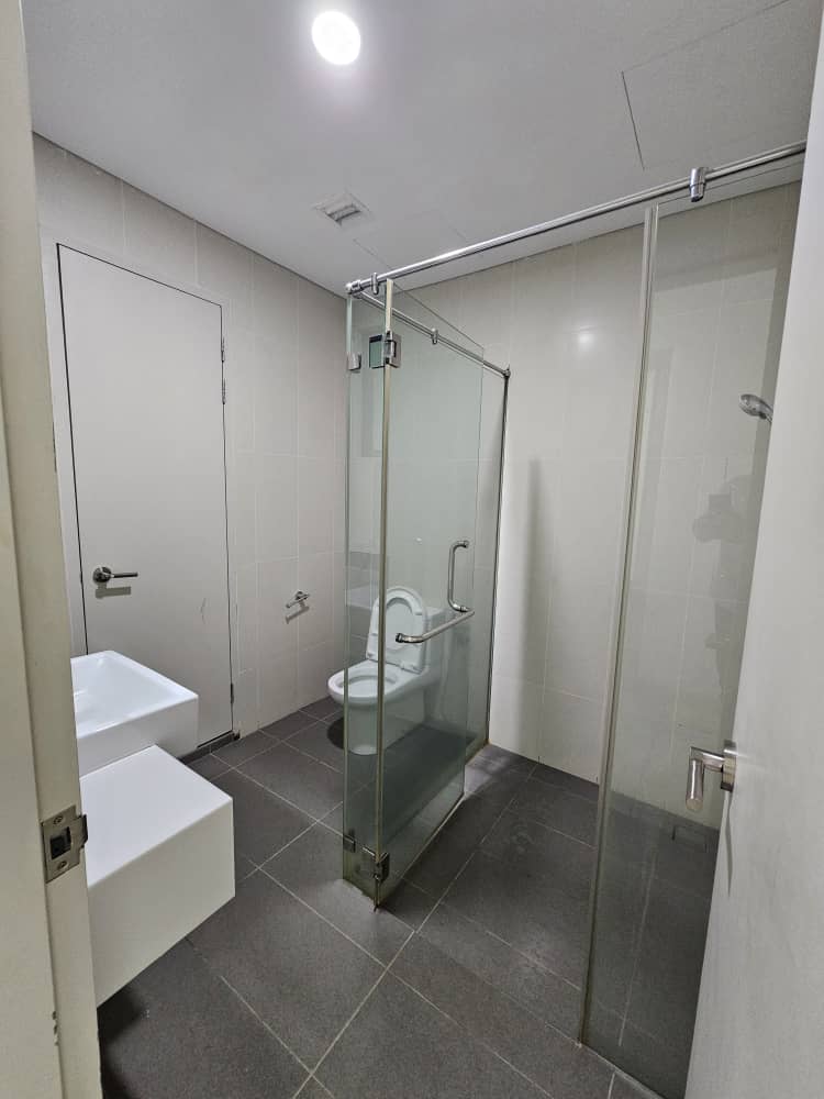 Luxury Condo for Rent  The Light Collection II - photo 12