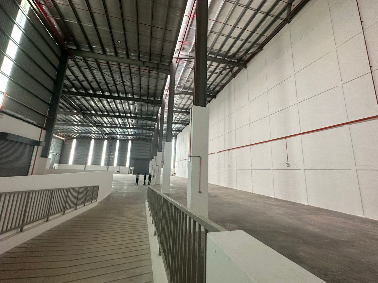 111200 sqft Brand New Detached Industrial Units - photo 4